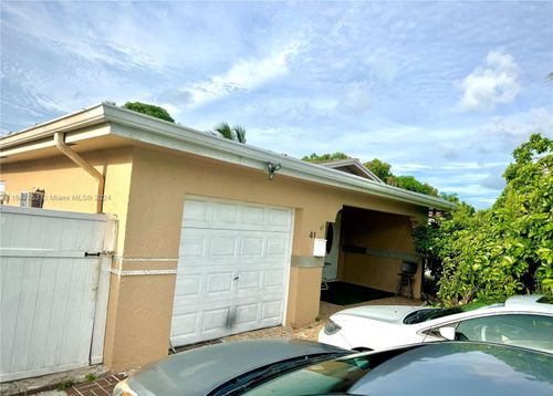 41 Ne 45th Ct, Oakland Park, FL, 33334-1539 | Card Image