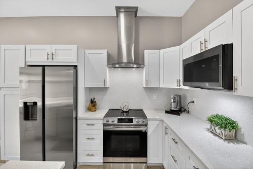 8134 Sw 163rd Pl, Miami, FL, 33193-5103 | Card Image