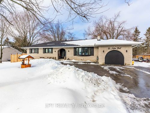 28 Main St, Pefferlaw, ON, L0E1N0 | Card Image