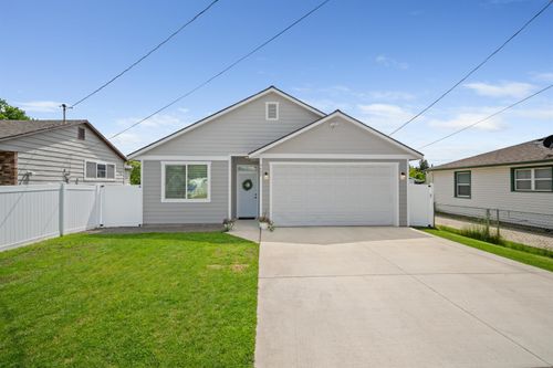 9602 E Valleyway Ave, Spokane Valley, WA, 99206-6817 | Card Image