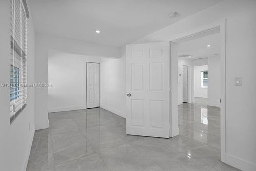 17961 Nw 2nd Pl, Miami Gardens, FL, 33169-4307 | Card Image