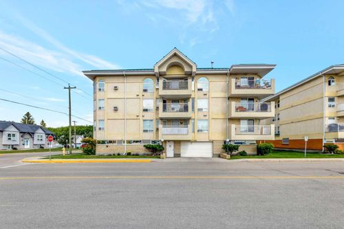 201-5120 49 Street, Lloydminster, AB, T9V0K4 | Card Image