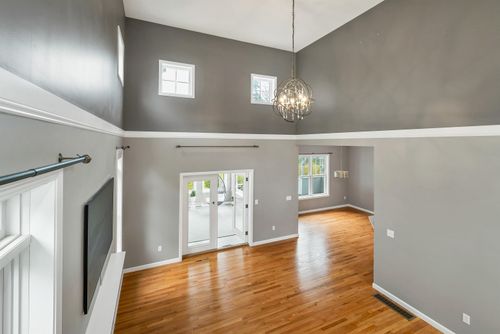 7 Quail Holw, Stratham, NH, 03885-6515 | Card Image
