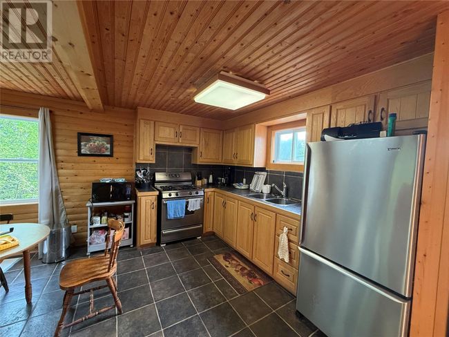4 Boot Brook Rd, Home with 2 bedrooms, 2 bathrooms and null parking in Howley NL | Image 5