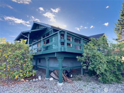 30 Maple Dr, Port Townsend, WA, 98368-9486 | Card Image