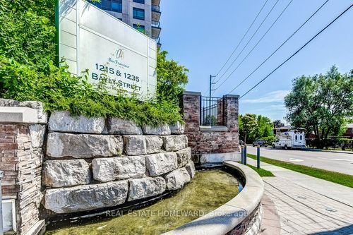 501-1215 Bayly St, Pickering, ON, L1W0B4 | Card Image