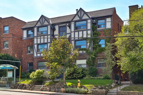 5-1648 Bathurst St, York, ON, M5P3J7 | Card Image