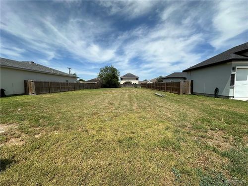 5315 N Chula Vista St, Pharr, TX, 78577-2937 | Card Image
