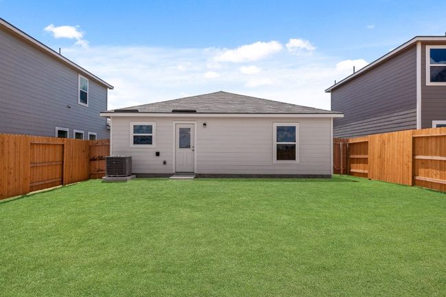509 Aplite Pass, House other with 3 bedrooms, 2 bathrooms and 4 parking in Maxwell TX | Image 15