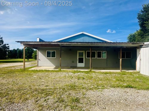 4027 W Caro Rd, Caro, MI, 48723-9644 | Card Image
