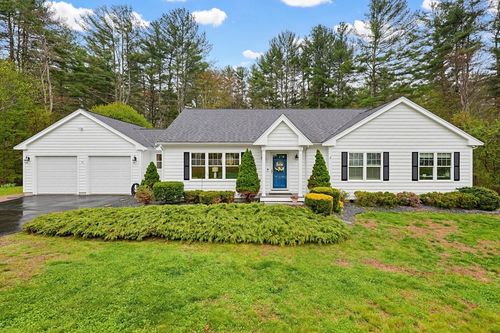 36 Brooks St, Upton, MA, 01568-1330 | Card Image
