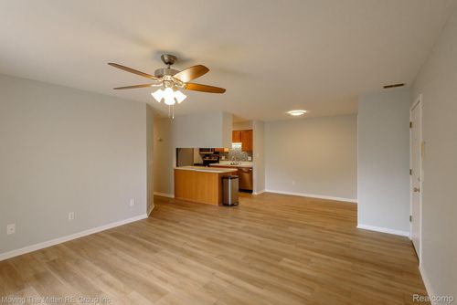 45838 Prairiegrass Ct, Van Buren Twp, MI, 48111-6430 | Card Image