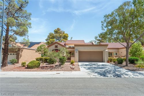 2520 Palmridge Dr, Las Vegas, NV, 89134-8878 | Card Image