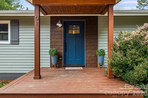 61 White Dogwood Ln, Lake Junaluska, NC, 28745-9796 | Card Image