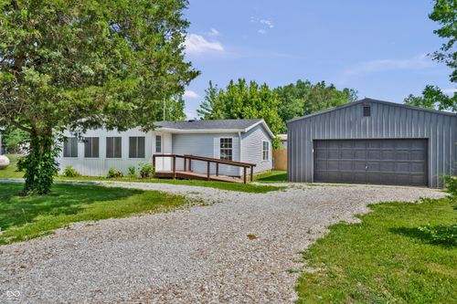 384 Honey Locust Pl, North Vernon, IN, 47265-9059 | Card Image