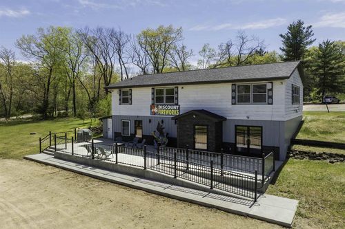 W6313 State Road 23, Oxford, WI, 53952-8946 | Card Image