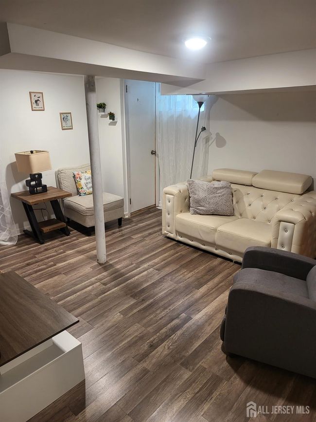 72 High St, House other with 2 bedrooms, 3 bathrooms and null parking in Perth Amboy NJ | Image 43