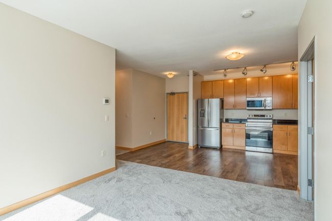 This unit is spacious enough and ready for your creative interior ideas! (The photos are of unit 401. Owned by the same person and finishes that are VERY similar) | Image 9