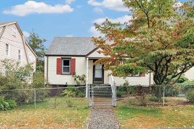 111 Alvin Street, House other with 4 bedrooms, 1 bathrooms and null parking in Fairfield CT | Image 2