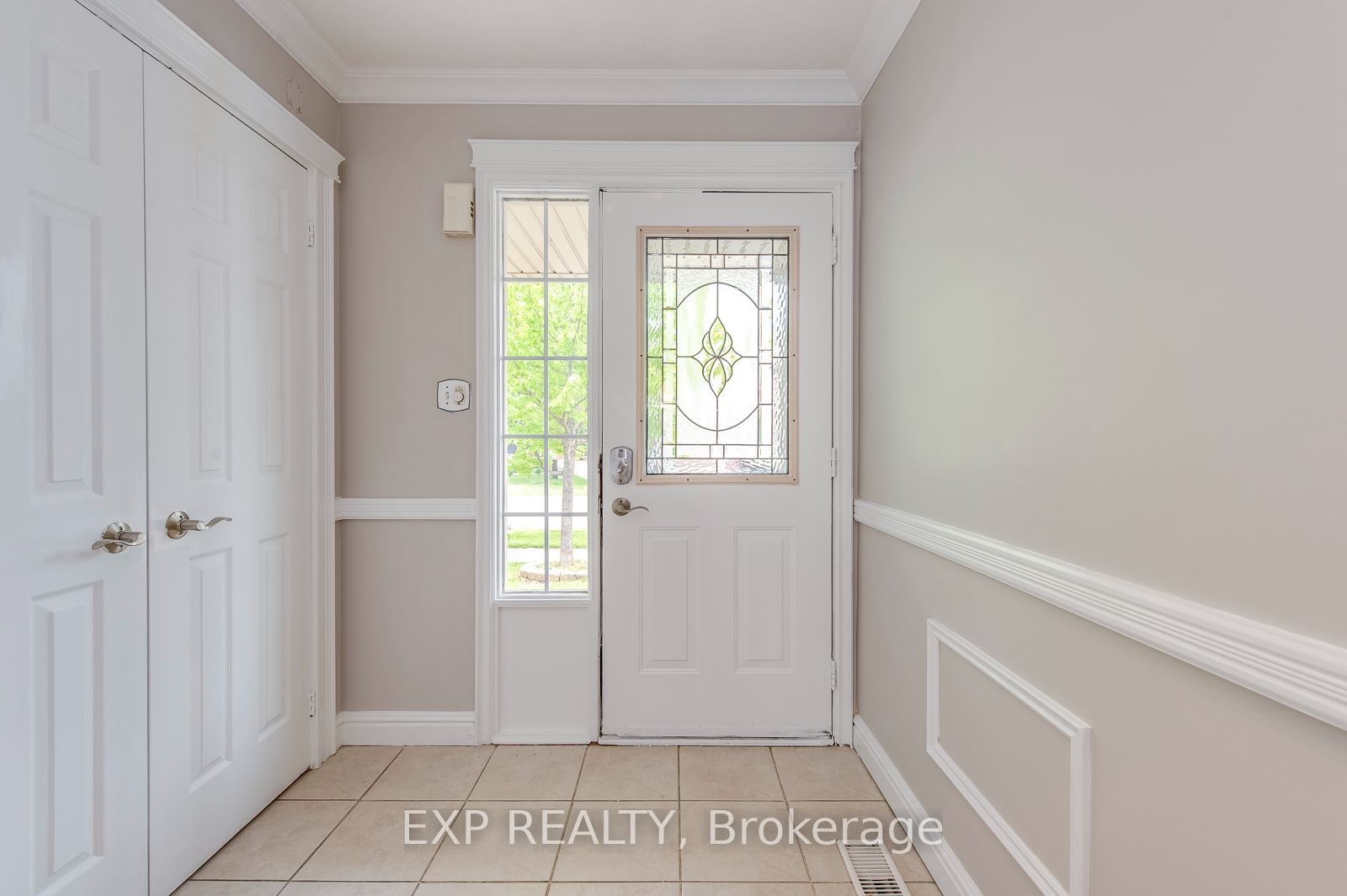 Residential Lease in Oakville 4