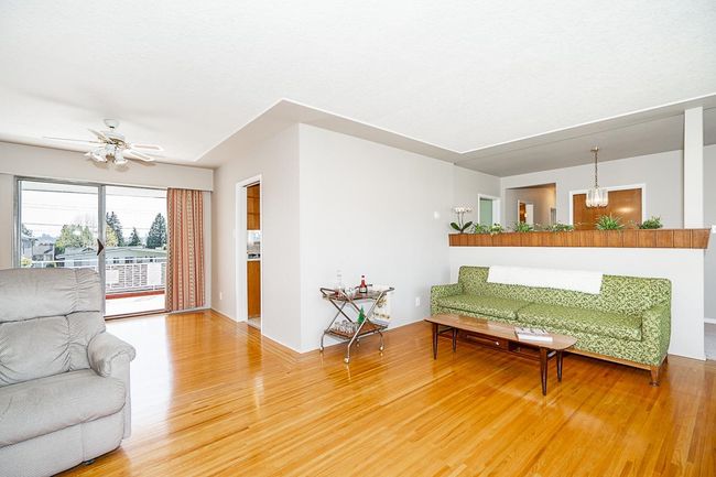 7134 Buchanan Street, House other with 3 bedrooms, 1 bathrooms and 6 parking in Burnaby BC | Image 7