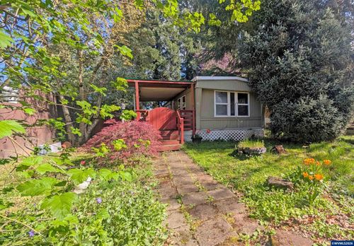 13-4900 Royal Av, Eugene, OR, 97402 | Card Image