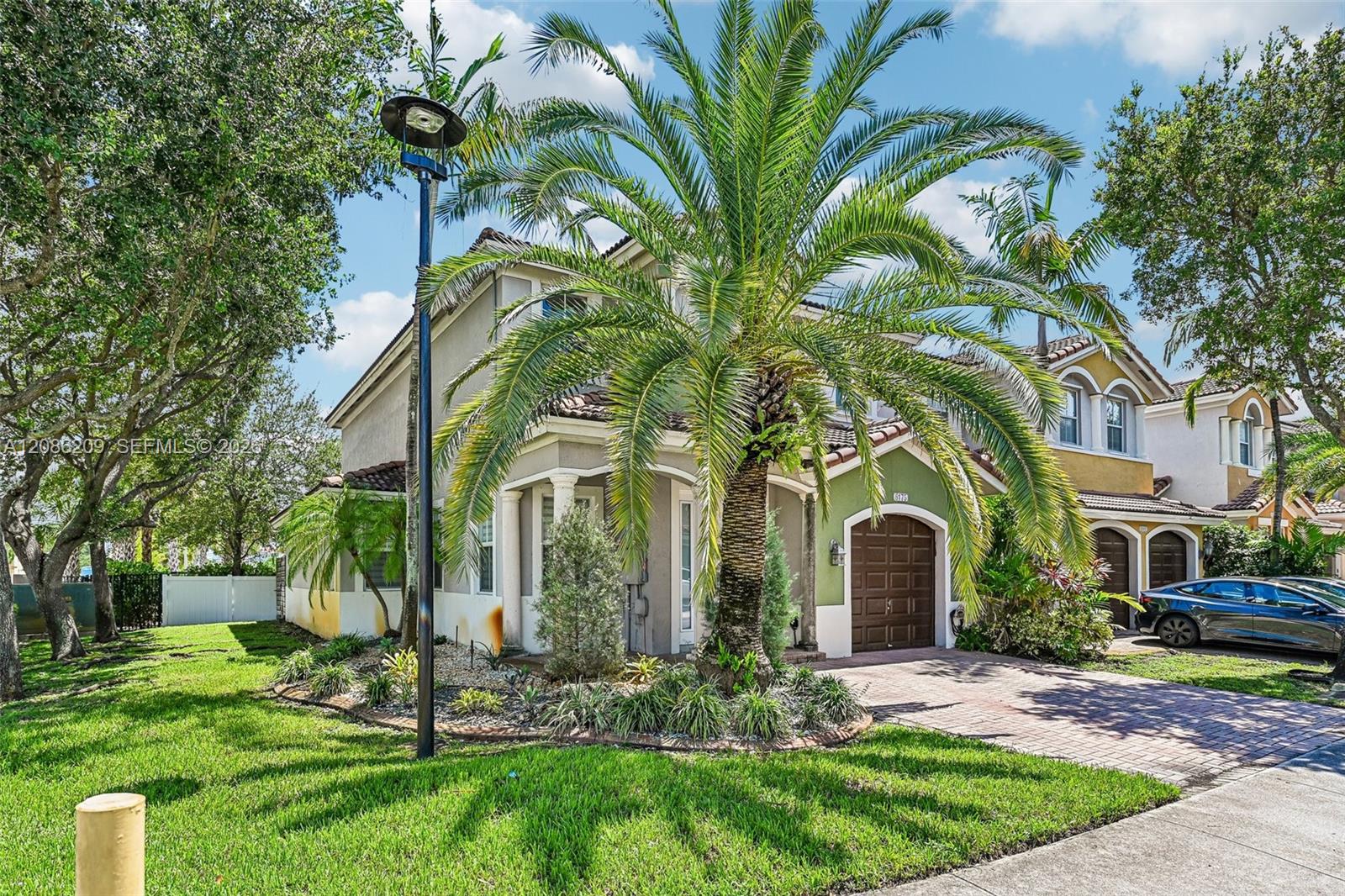 Residential in Doral 3