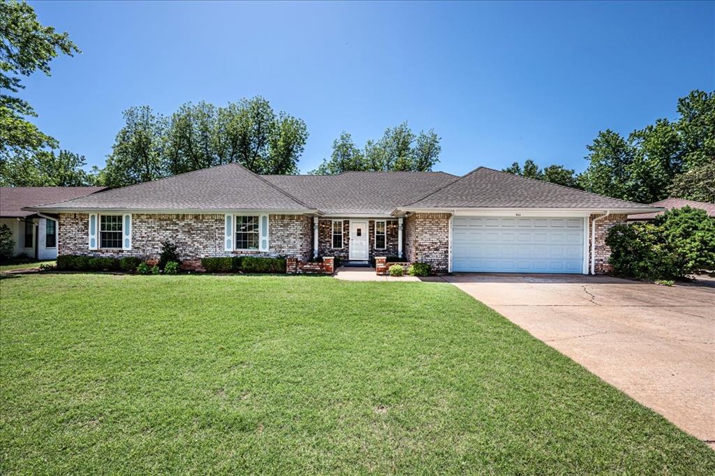 Rosebrier Ct, Guthrie, OK 73044