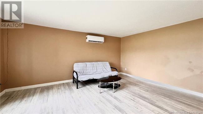 1235 Vanier Blvd, House other with 5 bedrooms, 2 bathrooms and null parking in Bathurst NB | Image 16