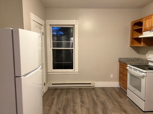 apt-2r-45 Greenwood St, Gardner, MA, 01440-4500 | Card Image