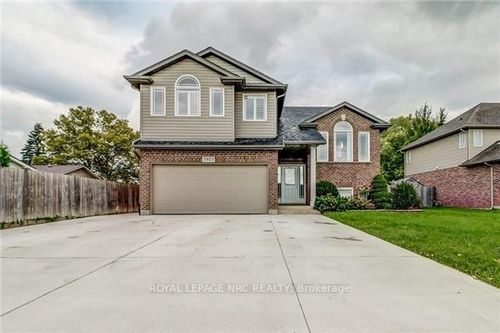 3923 Weinbrenner Rd, Niagara Falls, ON, L2G7Y1 | Card Image
