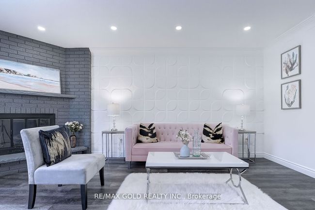 370 Hansen Rd N, House other with 4 bedrooms, 3 bathrooms and 2 parking in Brampton ON | Image 8