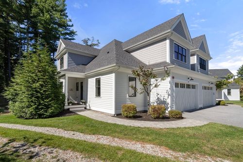 19-19 Southfield Ln, Sherborn, MA, 01770-1800 | Card Image