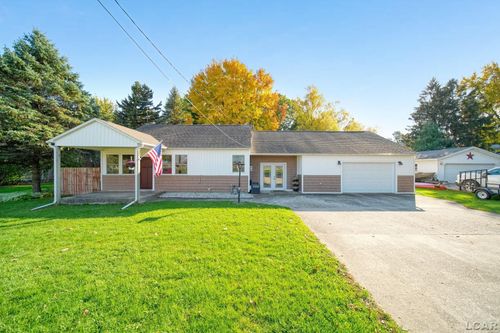 550 E Locust St, Morenci, MI, 49256-1318 | Card Image