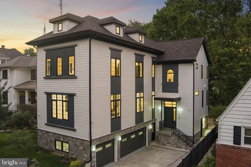 3819 Albemarle St Nw, WASHINGTON, DC, 20016-1837 | Card Image