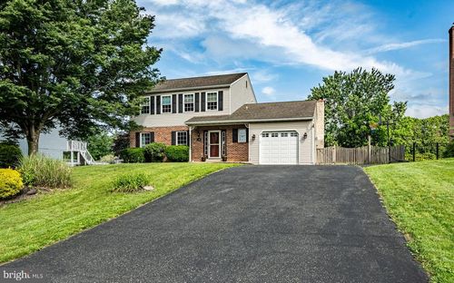 2588 Romig Rd, GILBERTSVILLE, PA, 19525-9100 | Card Image