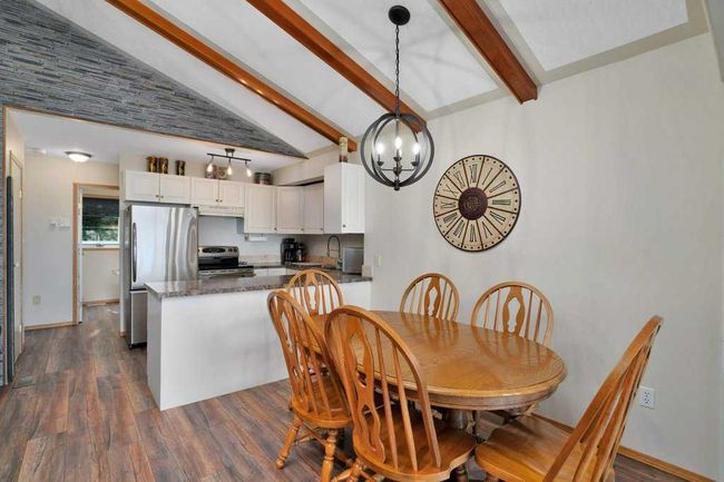34 Beach St E, House other with 3 bedrooms, 2 bathrooms and 2 parking in Rochon Sands AB | Image 9