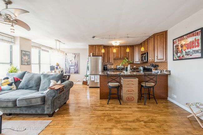 APT-5003 - 655 W Irving Park Rd, Condo with 1 bedrooms, 1 bathrooms and 1 parking in Chicago IL | Image 6
