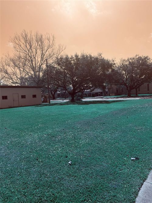 326 5th Avenue N, Texas City, TX, 77590 | Card Image