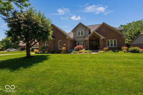 1772 Wedgewood Dr, Greenwood, IN, 46143-8412 | Card Image