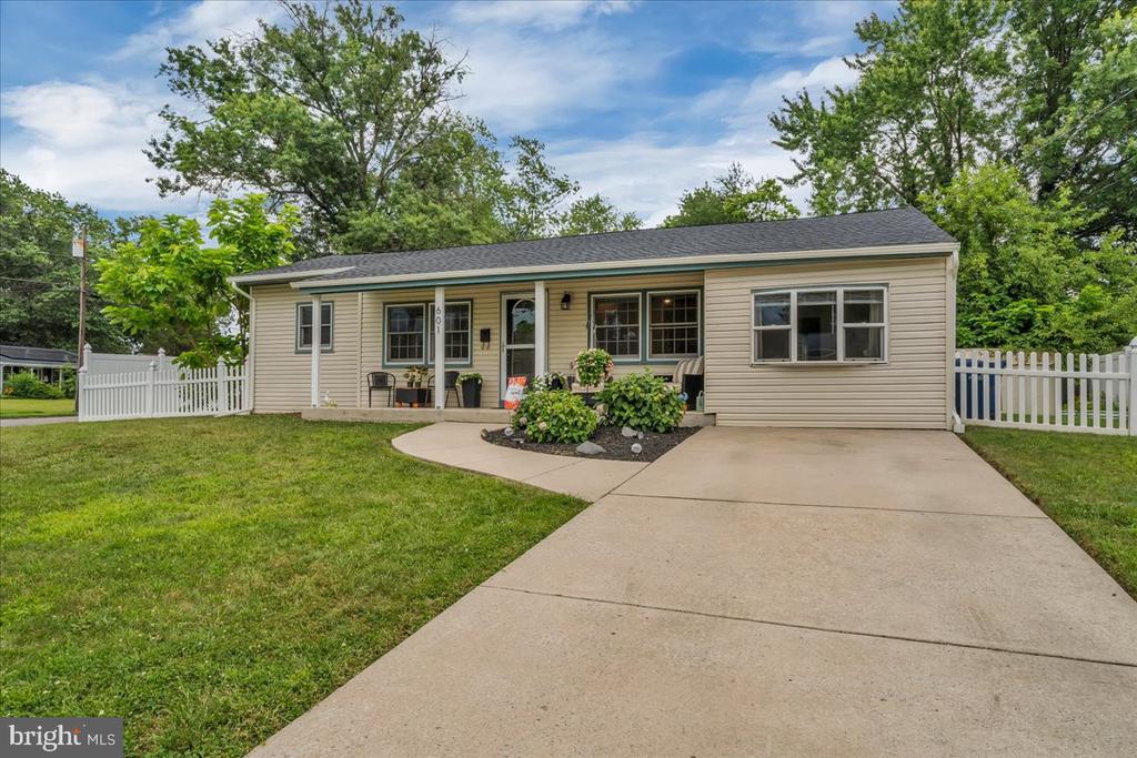 Residential in SOMERDALE 4