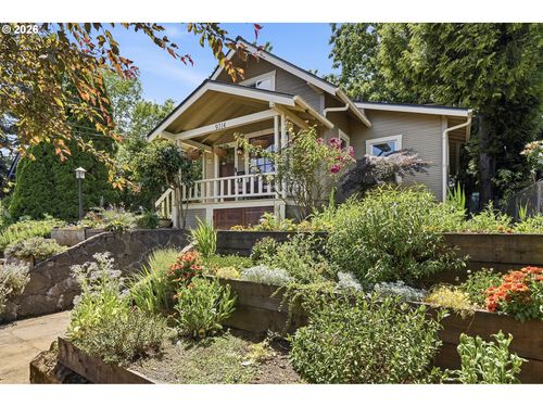 9314 N Ivanhoe St, Portland, OR, 97203 | Card Image