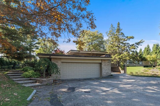 5280 Brookdale Rd, House other with 6 bedrooms, 3 bathrooms and null parking in Bloomfield Hills MI | Image 46