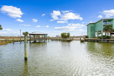 2101 - 2715 State Highway 180, Condo with 2 bedrooms, 2 bathrooms and null parking in Gulf Shores AL | Image 2