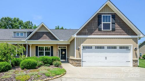 a-132 Half Moon Trl, Hendersonville, NC, 28792-0084 | Card Image
