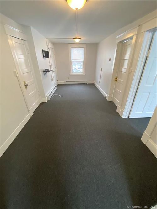 apt-3-3 Quarry Ln, Portland, CT, 06480-4817 | Card Image