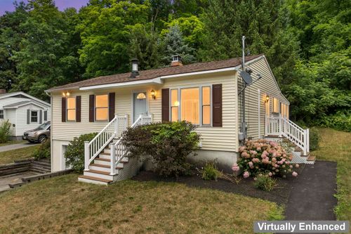 34 Valley St, Laconia, NH, 03246-2559 | Card Image