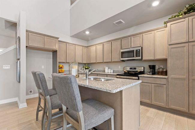 Kitchen | Image 15