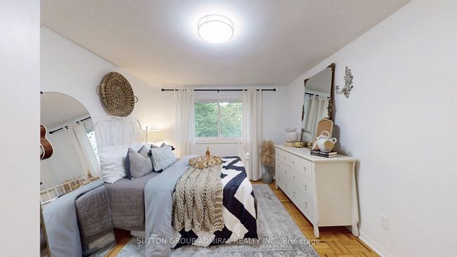 329 Towercrest Dr, House other with 4 bedrooms, 2 bathrooms and 2 parking in Newmarket ON | Image 24