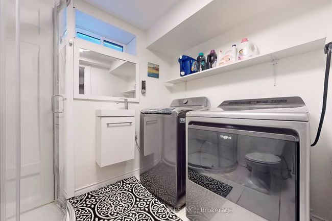 37 - 960 Glen St, Condo with 3 bedrooms, 2 bathrooms and 1 parking in Oshawa ON | Image 26